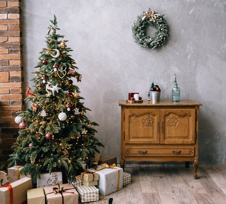Apartment Decorations for the Holidays