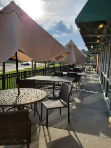 Outdoor Dining in Chester, Virginia