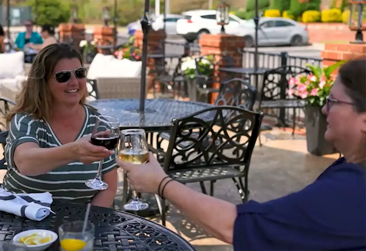 Outdoor Dining in Chester, Virginia