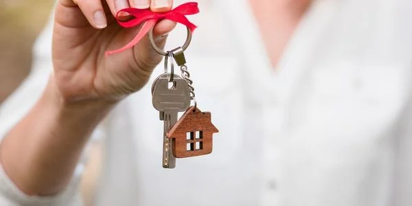Move-In Day: What to Expect | luxury apartment moving checklist
